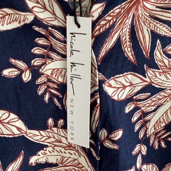 Nicole Miller NWT Linen Blend Tie at Waist Navy and Cream Floral Women's Top - Picture 5 of 8
